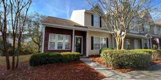 2 Bedroom 2.5 Bath Furnished Townhome in Beresford Commons Gallery 1