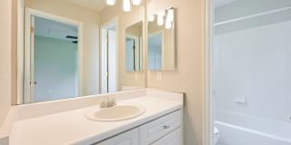 Highlands Ranch Newly Renovated 3 bed 2.5 bath Gallery 17