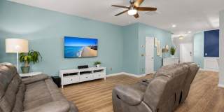 9821 English Elm Street Gallery 9