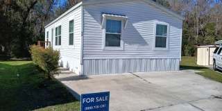 1400 Banana Road Gallery 1