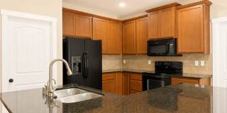 3918 Southlake Drive Southeast Gallery 1