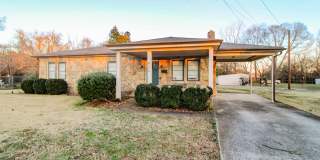 Downtown Athens! Walk to Athens State University! Lawn Care included! Gallery 1