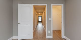 Modern 4 Bedroom Home in Red Bank Gallery 26