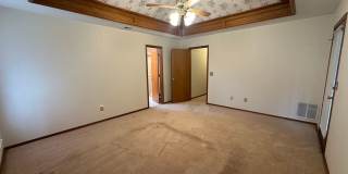 4 Bed, 2.5 Bath Brick home with 2 car garage Gallery 45