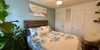 Beutifully updated 4 bed 2.5 bath home with large yard! Gallery 16