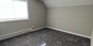 Charming 2 Bedroom Home with Fenced Yard Available for Pre-Lease! Gallery 15