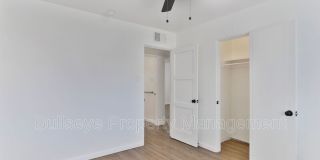 2129 W. Weldon Ave. Gallery 11