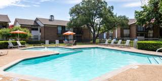 Fox Trails Apartments Gallery 18