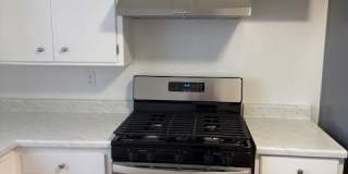 364 7th Street Gallery 1