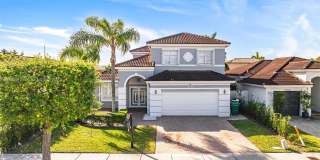 15786 SW 141st St Gallery 1