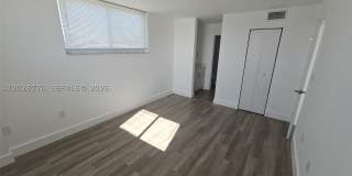 8101 Crespi Blvd Gallery 8