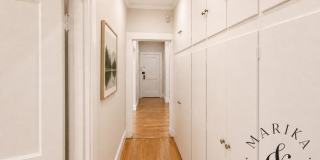 119 Freeman St. Gallery 10