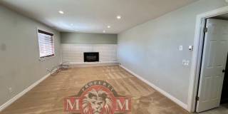 4 Bed 3.5 Bath Beautiful Home In Sandy 4 Bed 3.5 Bath Beautiful Home In Sandy Gallery 19