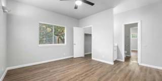 Renovated 6bed/3bath Close to Campus! Gallery 21