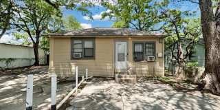 413 E COURTLAND PL Gallery 1