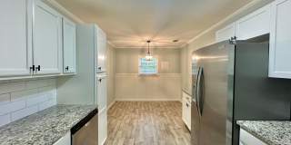 Updated 3-Bedroom Home Near TJC & Medical District! Gallery 8