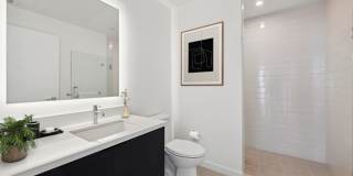 Evani 3223 Wilshire Gallery 26