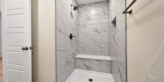 631 E Mistletoe Gallery 15