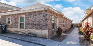 2710 E Garfield Avenue unit: 2 Gallery 1