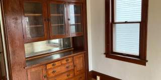 Beautiful 6 bedroom 2 bathroom House! Gallery 6