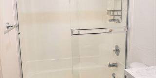 Recently Remodeled 2 bedroom Gallery 7