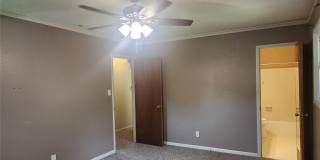 1203 Oates Road Gallery 36