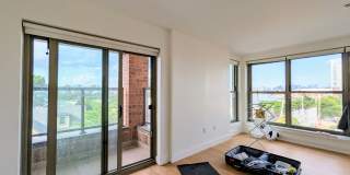 Luxury 2-bed/2bath near BU Gallery 3