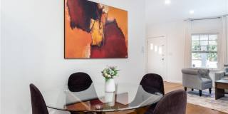 6008 Carlton Way Gallery 10