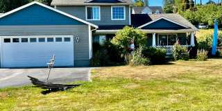 Peaceful Hansville Home with Plenty of Room Gallery 1