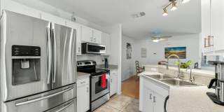 8468 Grove Road Gallery 9