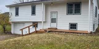Nice 3 Bed 2 Bath House in Southern Boone! Gallery 1