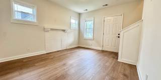 3 Bed, 2 Bath Home w/ Fenced Backyard Gallery 3