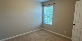 Lincoln Rental Gallery 24