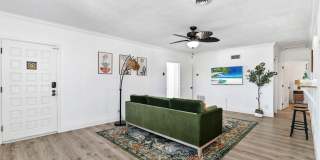 1032 W Jennings Street Gallery 4