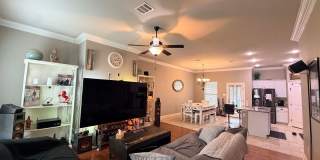 Gated Community with community pond.... Minutes to Barksdale Air Force Base... Gallery 7