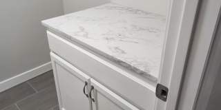 2626 Grant Avenue Gallery 17