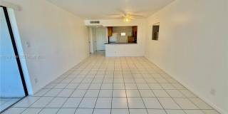 2320 S Cypress Bend Dr Gallery 15