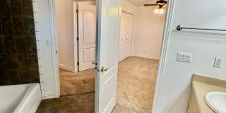 4-BR Home in Shadow Mountain @ Green Valley Gallery 25