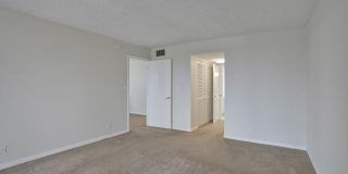 740 S Federal Highway Gallery 21