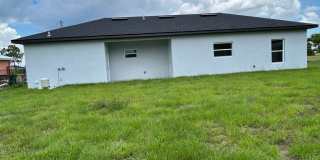 1701 NE 44th Terrace Gallery 17