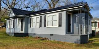 205 Glenn Street - A Gallery 1