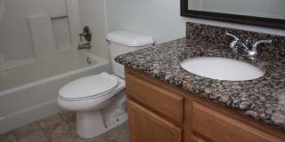 Cute & Cozy Condo Close to UNLV Gallery 16