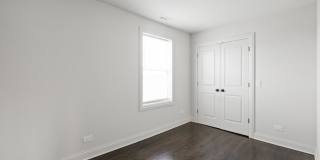 3123 N California Gallery 2