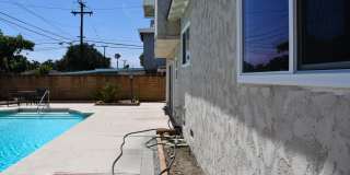 522 East Collins Gallery 71
