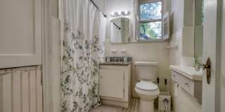 Spacious 2 Bedroom Apartment in Monte Vista Near Downtown San Antonio Gallery 8