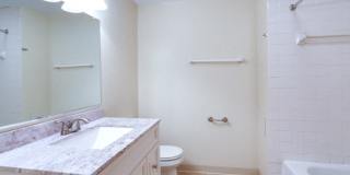 Amherst Manor Gallery 6