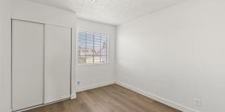 1811 S 39th Street Gallery 14