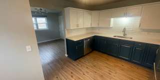 2 bed, 1 bath all updated and includes full size appliances! Walk to Uptown 23rd area! Gallery 8