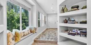 271 Spectacular Street Gallery 2