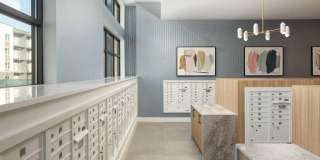 Alta Davis Gallery 44